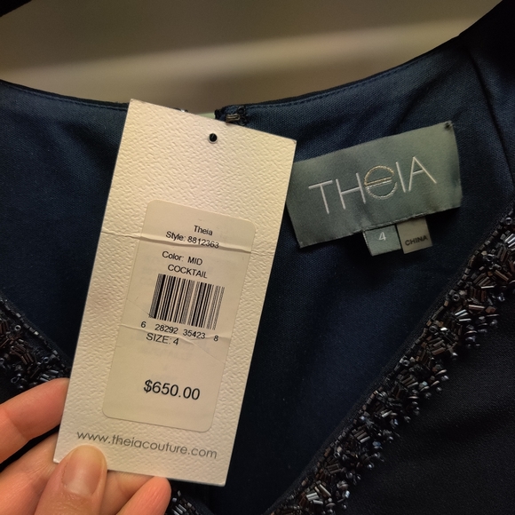 Theia Couture - Picture 2 of 6